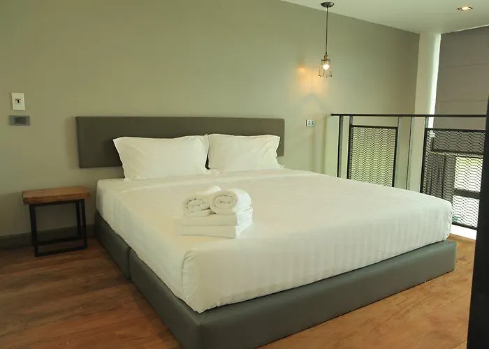 สเปซ 59 โฮเท็ล 3* Ratchaburi